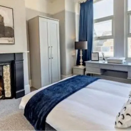 Debenham Lodge Margate-3